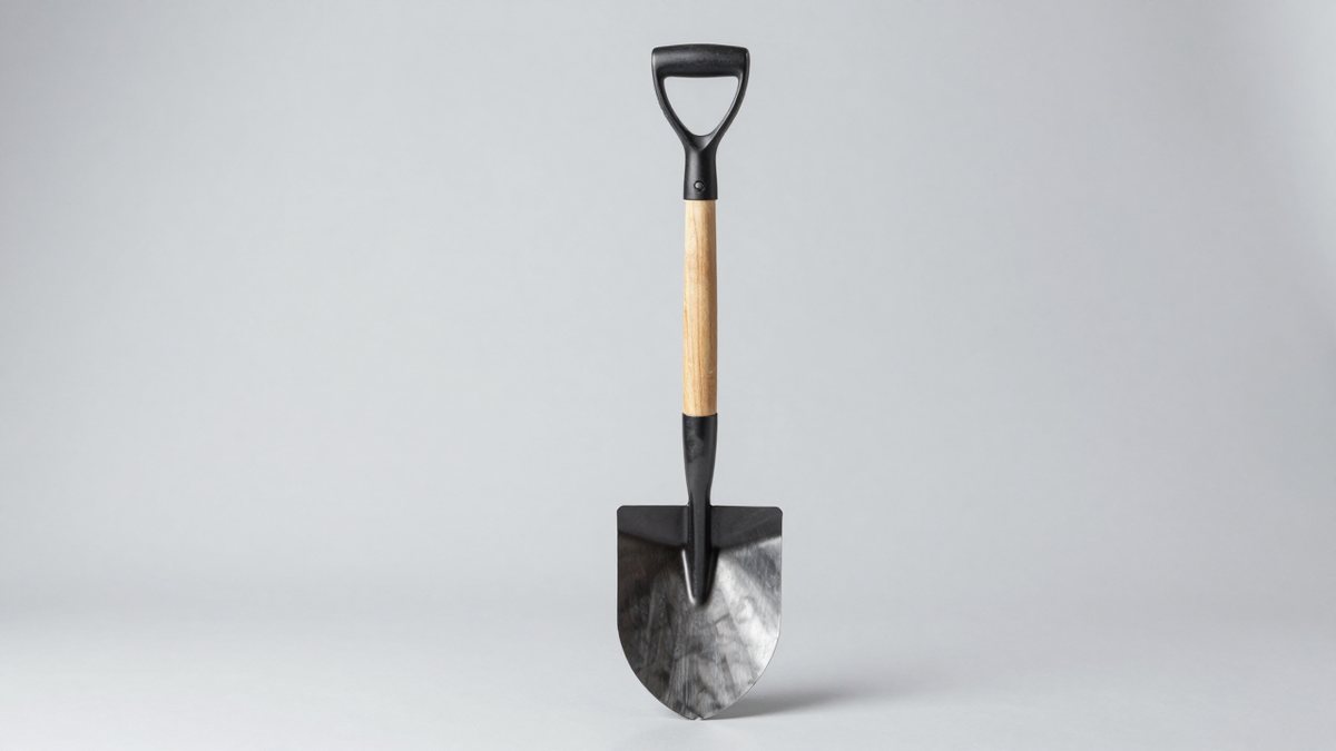 Best Roofing Shovels for Tear-Off and Cleanup